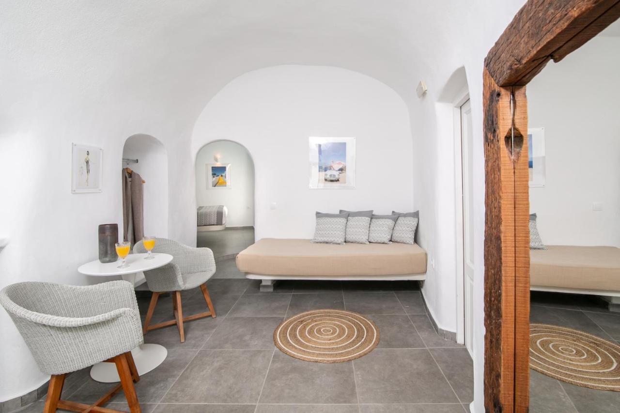 Vogue Suites Oia  Bagian luar foto