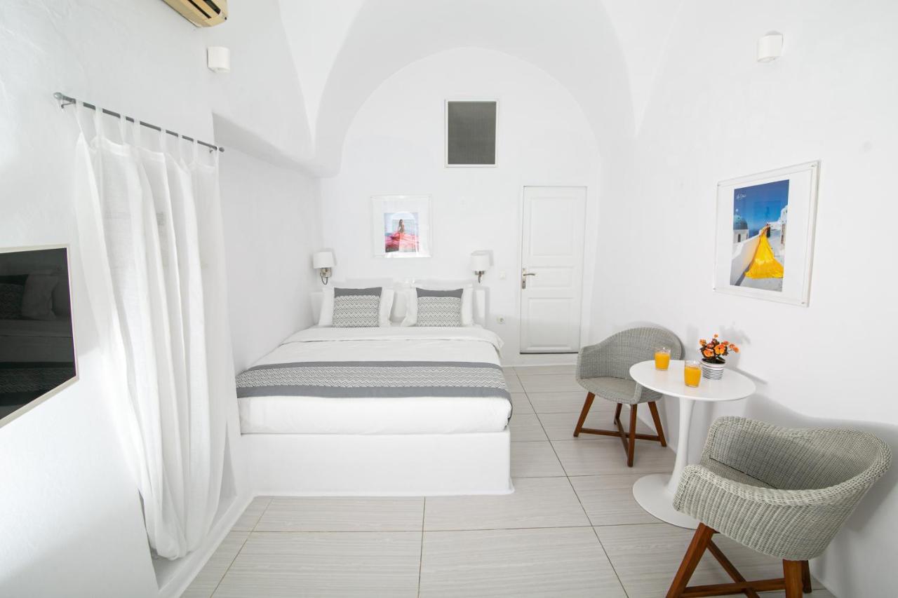 Vogue Suites Oia  Bagian luar foto