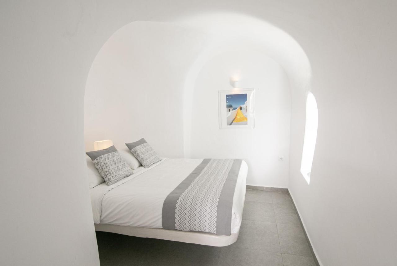Vogue Suites Oia  Bagian luar foto